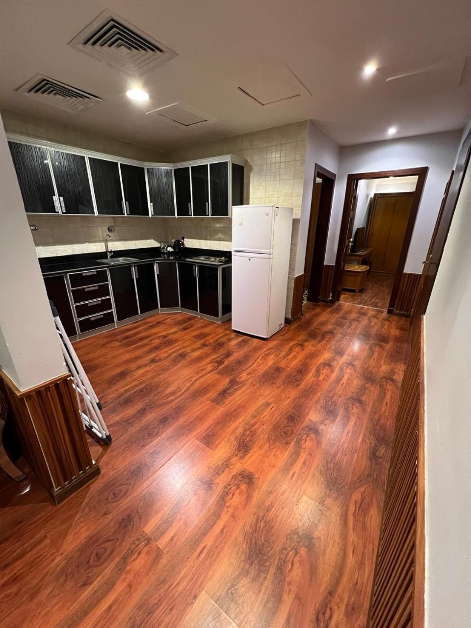 Al Masem Serviced Apartments - Exit 9 Riyadh Room photo